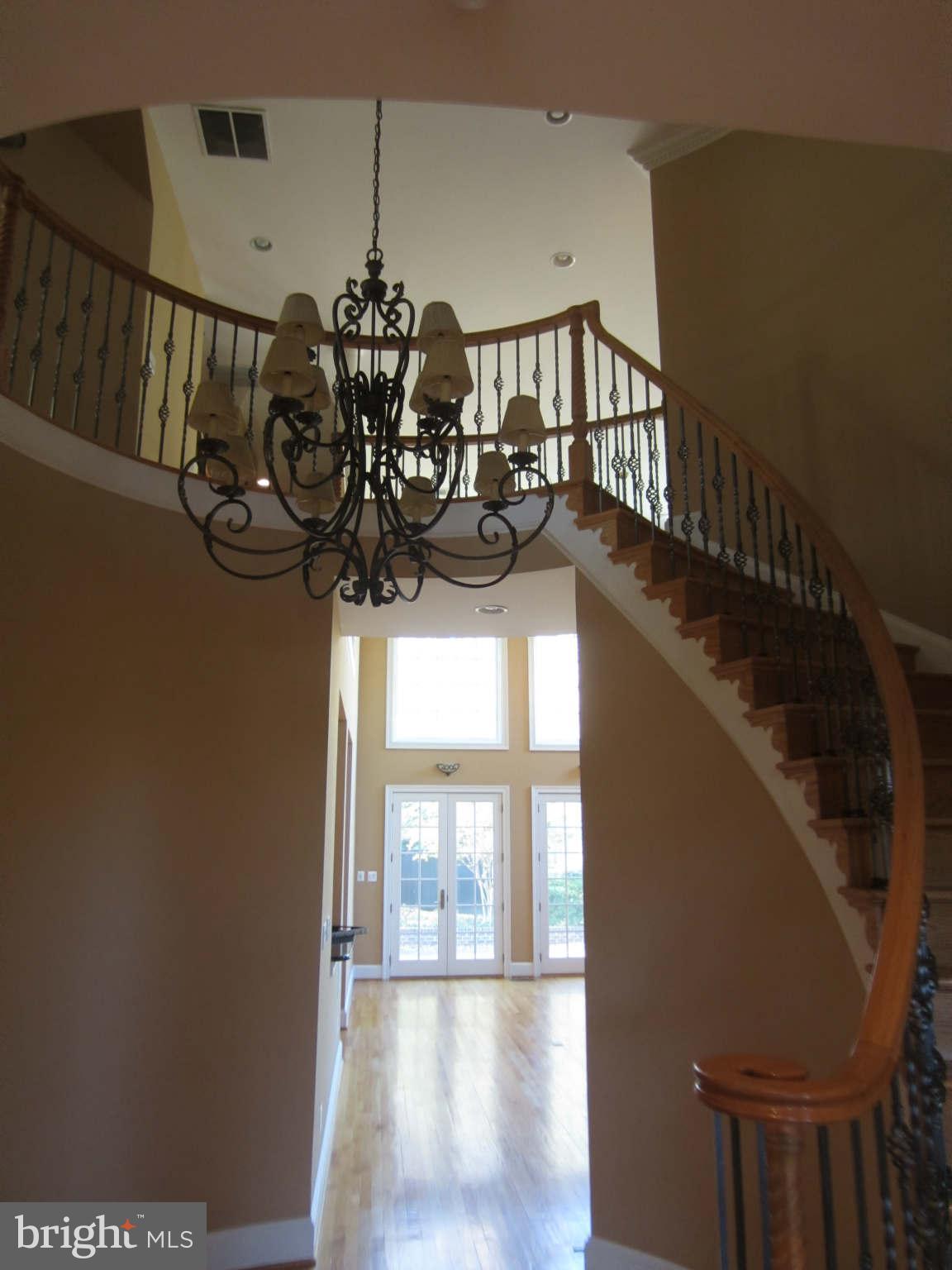 1910 Russell Road Alexandria, VA 22301 - Photo 6 of 25 a view of entryway