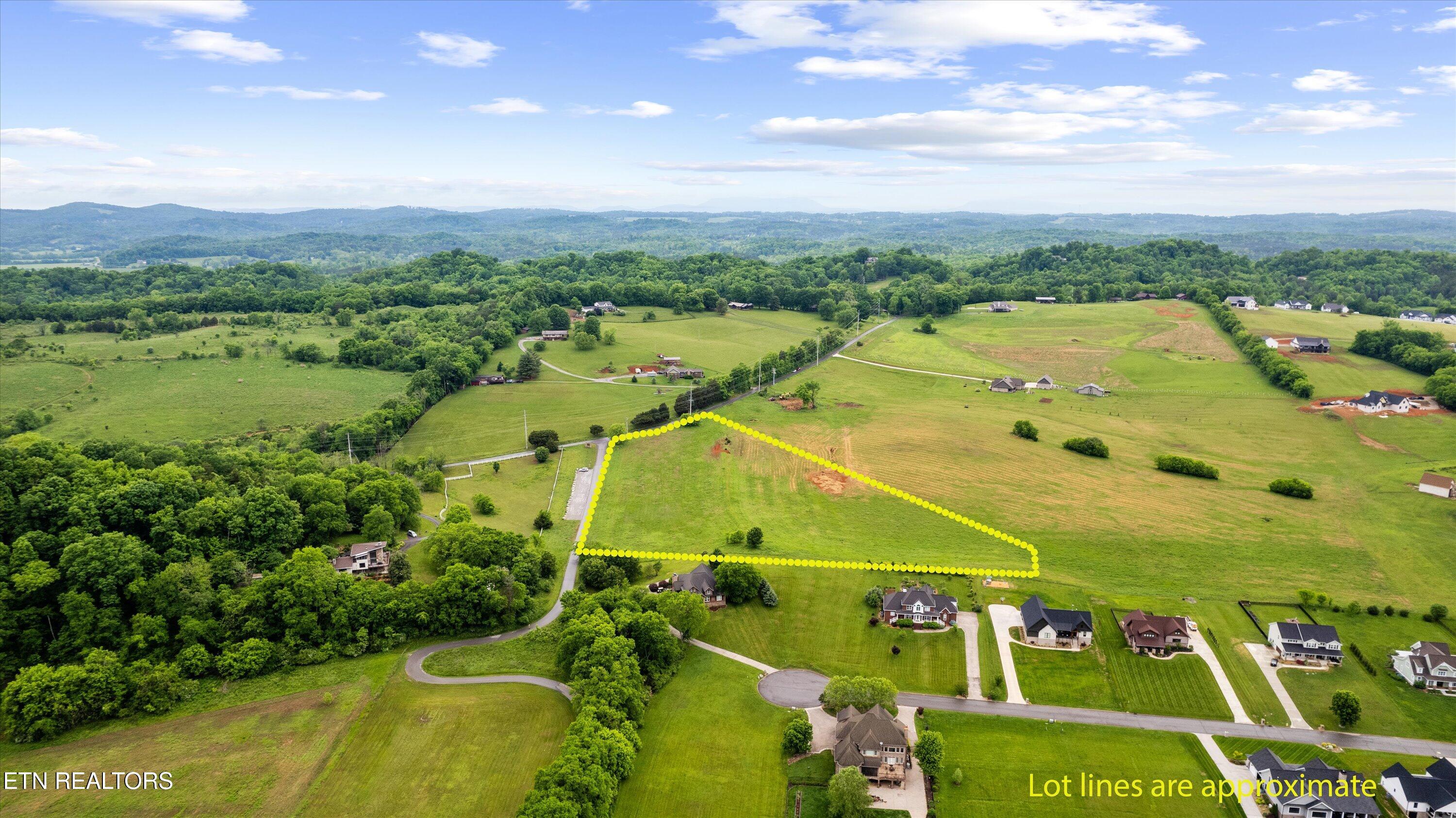 Kelly Lane Kodak, TN 37764 - Photo 2 of 12 30-0 Kelly Lane Edit06