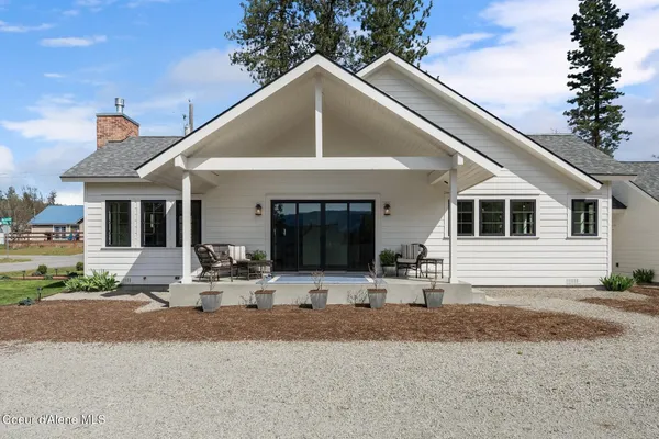 $898,500 | 509 3rd Street, Priest River, ID 83856