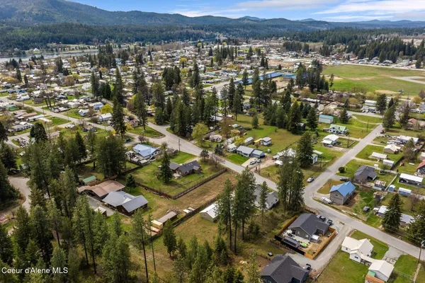 $898,500 | 509 3rd Street, Priest River, ID 83856