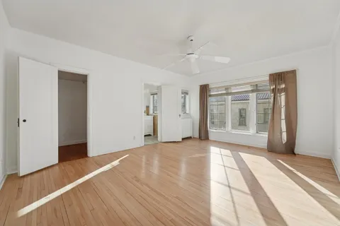 $599,000 | 1721 Humboldt Avenue South, Minneapolis, MN 55403