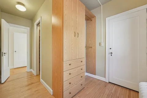 $599,000 | 1721 Humboldt Avenue South, Minneapolis, MN 55403