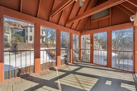 $599,000 | 1721 Humboldt Avenue South, Minneapolis, MN 55403