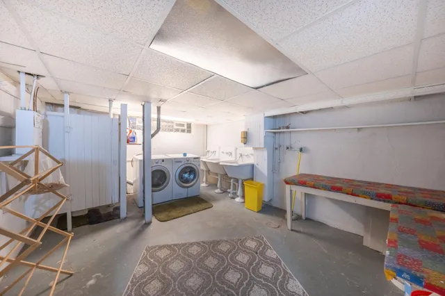 $614,900 | 1721 Humboldt Avenue South, Minneapolis, MN 55403