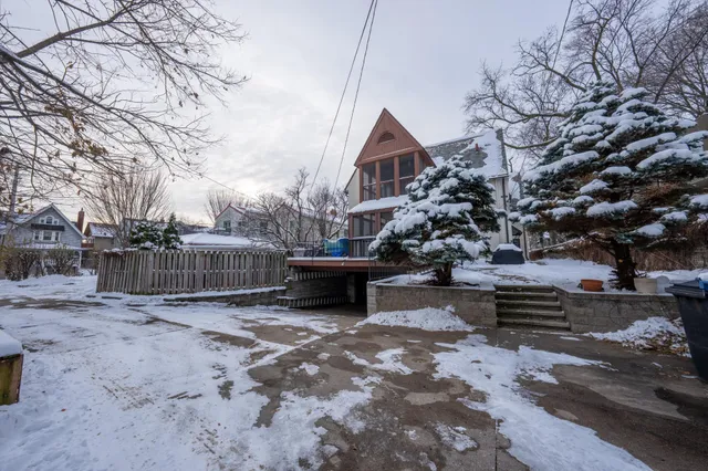 $614,900 | 1721 Humboldt Avenue South, Minneapolis, MN 55403