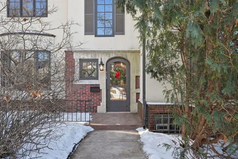$599,000 | 1721 Humboldt Avenue South, Minneapolis, MN 55403