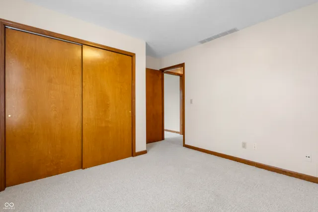 $259,900 | 3847 Bonaventure Drive, Columbus, IN 47203