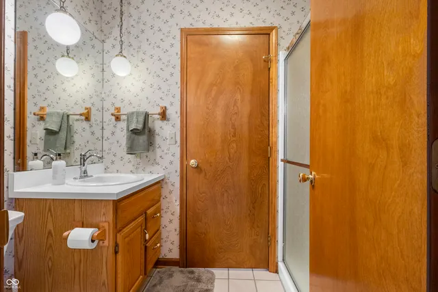 $259,900 | 3847 Bonaventure Drive, Columbus, IN 47203