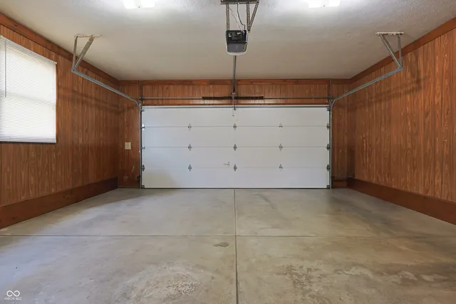 $259,900 | 3847 Bonaventure Drive, Columbus, IN 47203