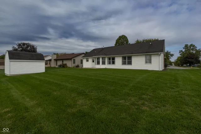 $259,900 | 3847 Bonaventure Drive, Columbus, IN 47203