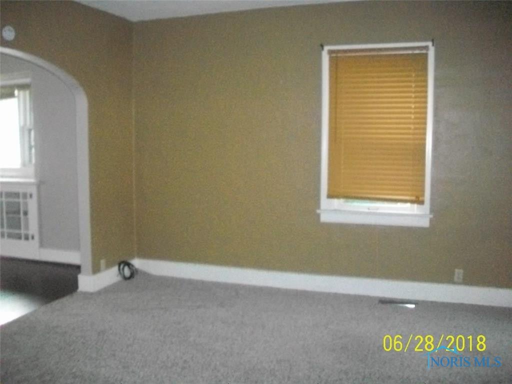 4151 Carthage Road Toledo, OH 43612 - Photo 3 of 13 Gallery Image 3
