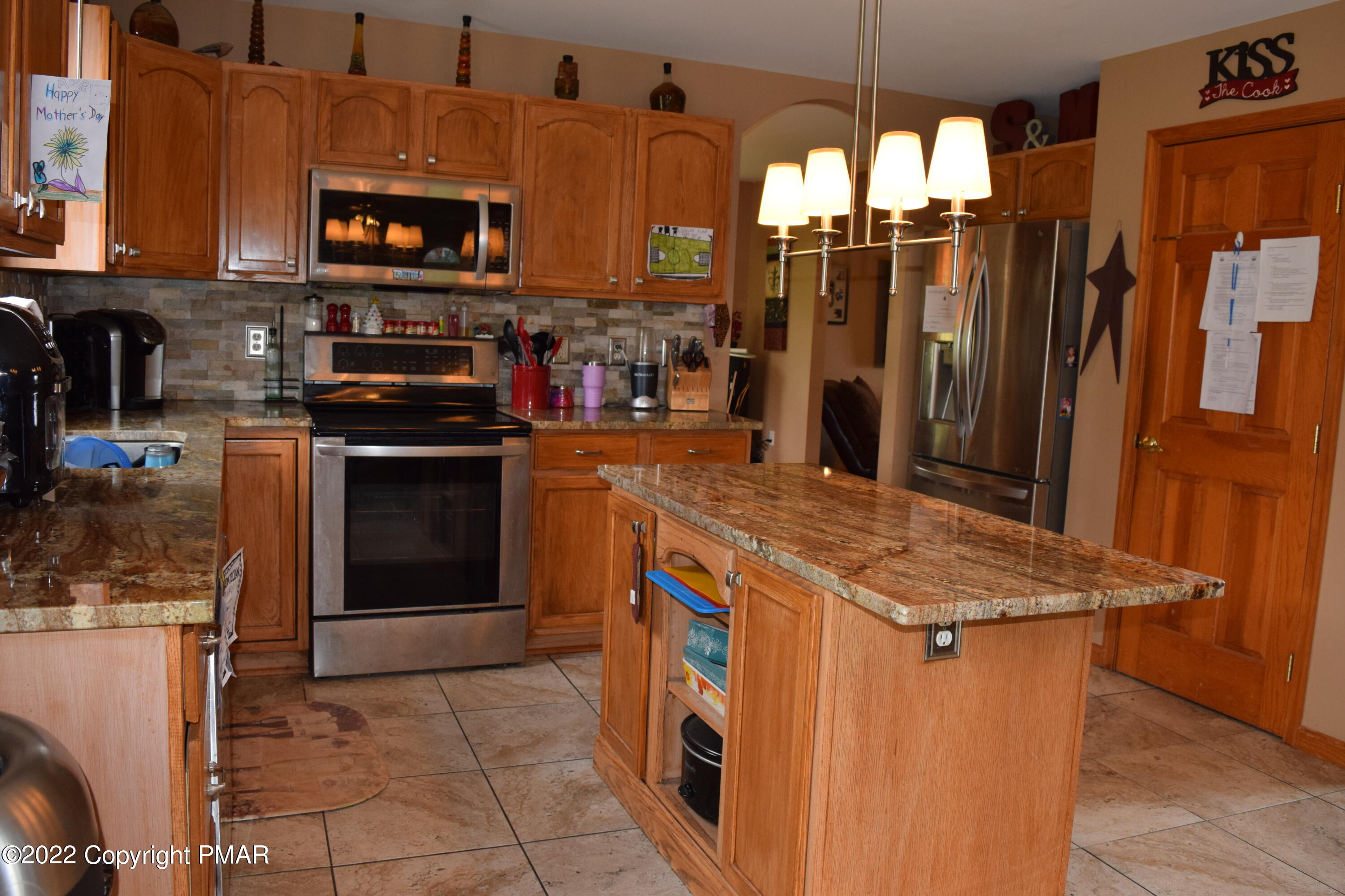 104 Potato Path Road Kunkletown, PA 18058 - Photo 17 of 52 Beautiful Kitchen