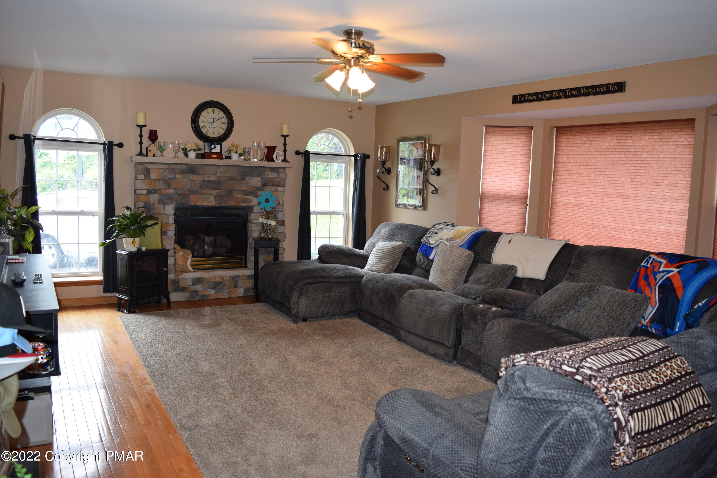 104 Potato Path Road Kunkletown, PA 18058 - Photo 22 of 52 Large Family Room