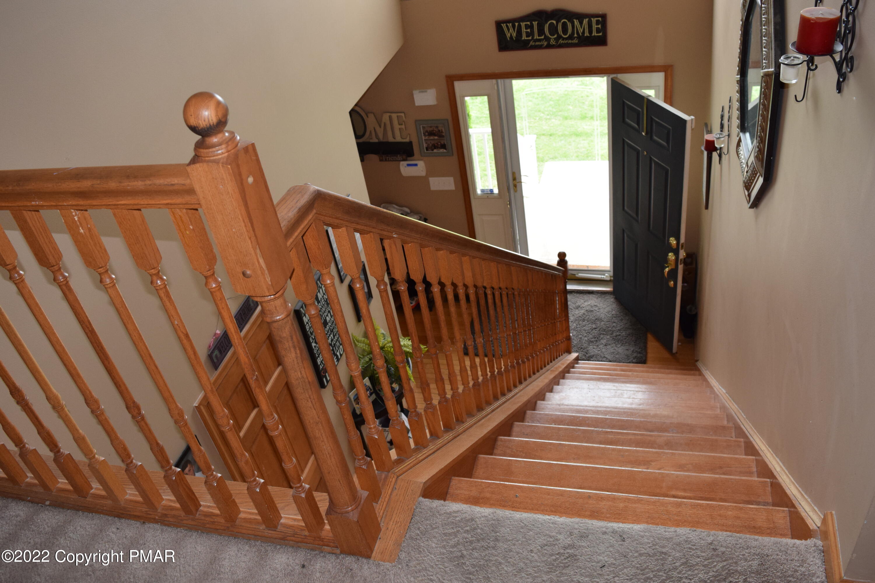 104 Potato Path Road Kunkletown, PA 18058 - Photo 28 of 52 Oak Staircase