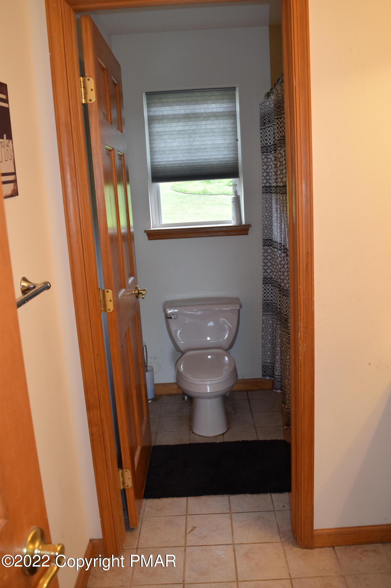 104 Potato Path Road Kunkletown, PA 18058 - Photo 38 of 52 Main Bathroom