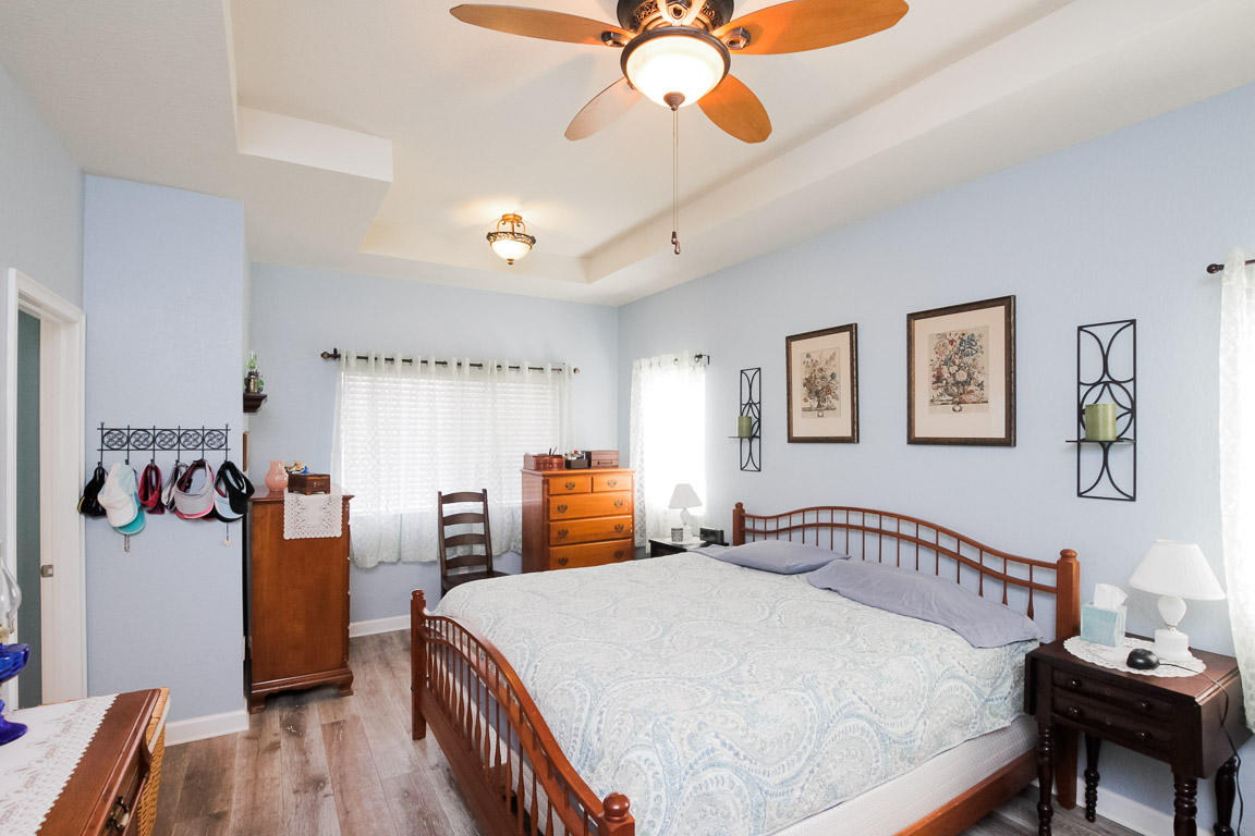 28 Northwest Hawthorne Place Boca Raton, FL 33432 - Photo 24 of 35 Spacious master suite