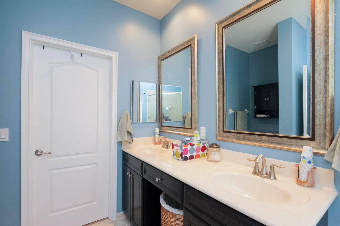 28 Northwest Hawthorne Place Boca Raton, FL 33432 - Photo 28 of 35 Master bath double sink vanity