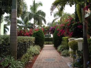 28 Northwest Hawthorne Place Boca Raton, FL 33432 - Photo 7 of 35 Landscaped Walkways