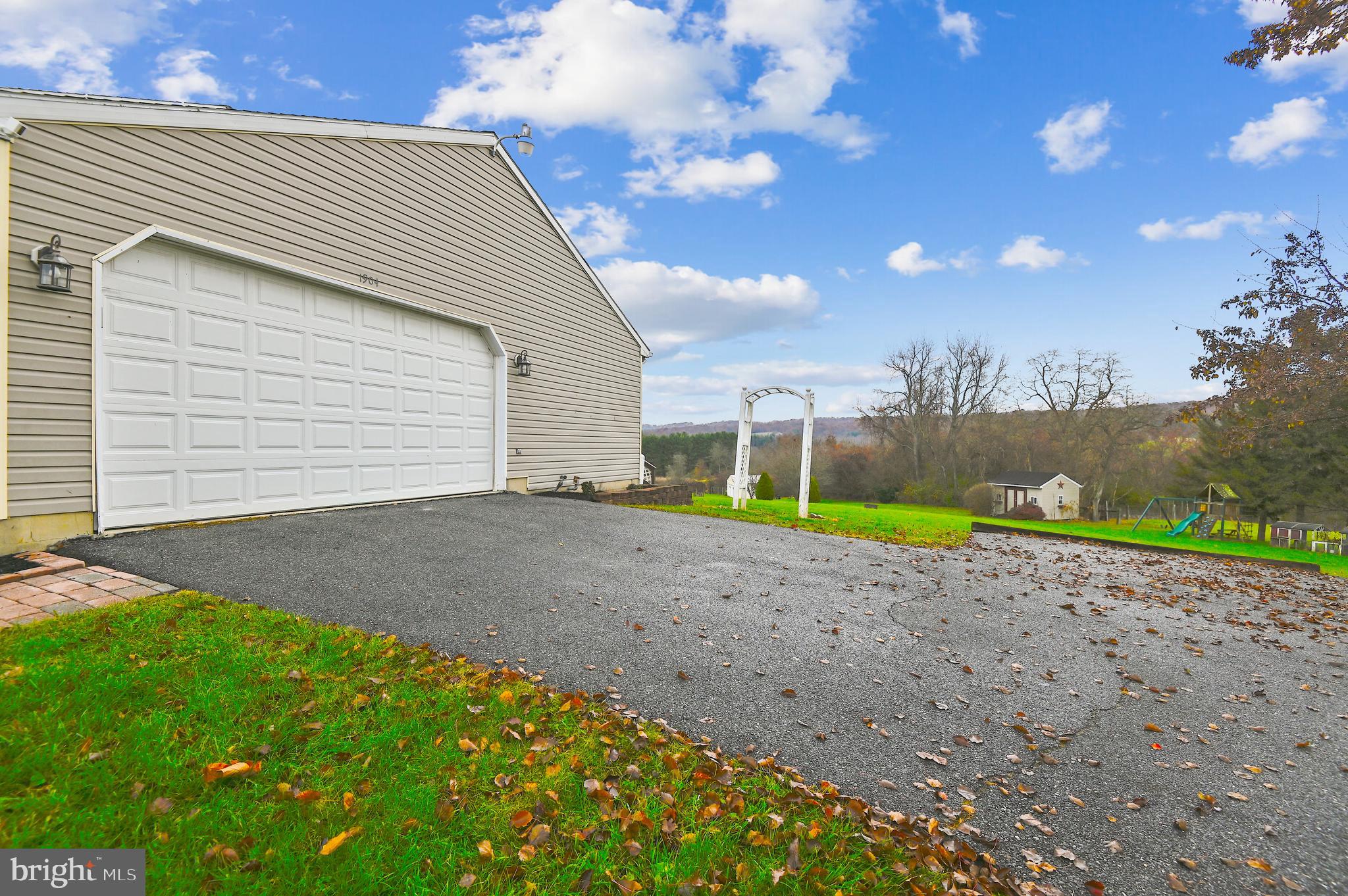 1904 Hoover Mill Road Manchester, MD 21102 - Photo 10 of 35 Gallery Image 10