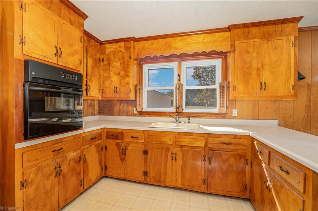 124 Edward Beck Road Mocksville, NC 27028 - Photo 11 of 29 Gallery Image 11