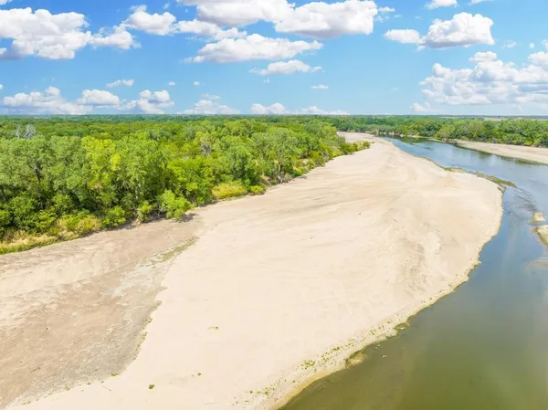 $1,250,000 | 0 East Wea Street, Oxford, KS 67119