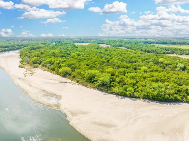 $1,250,000 | 0 East Wea Street, Oxford, KS 67119