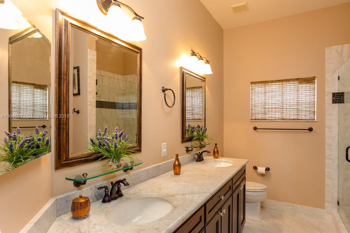 4292 Diamond Drive Weston, FL 33331 - Photo 17 of 27