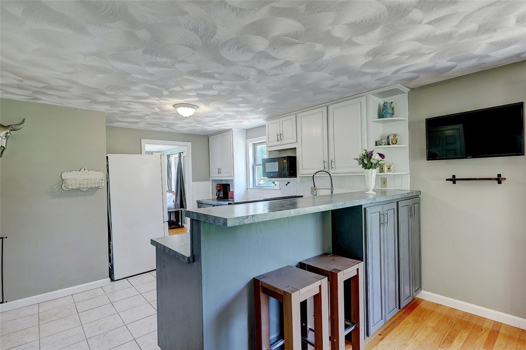 1139 Snake Hill Road Glocester, RI 02814 - Photo 17 of 50