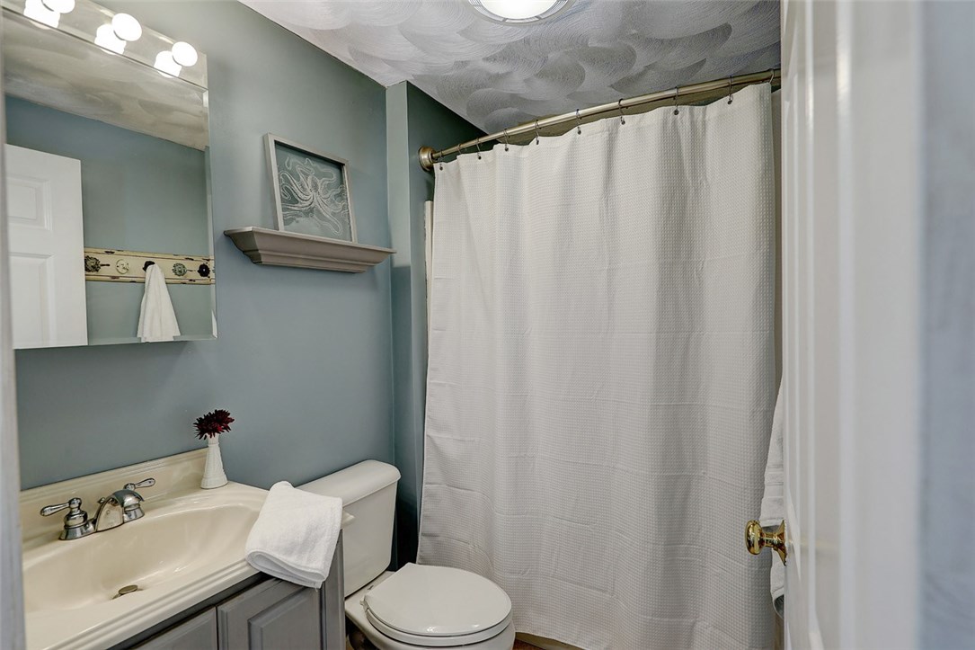 1139 Snake Hill Road Glocester, RI 02814 - Photo 26 of 50