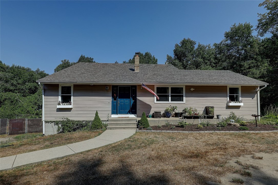 1139 Snake Hill Road Glocester, RI 02814 - Photo 3 of 50