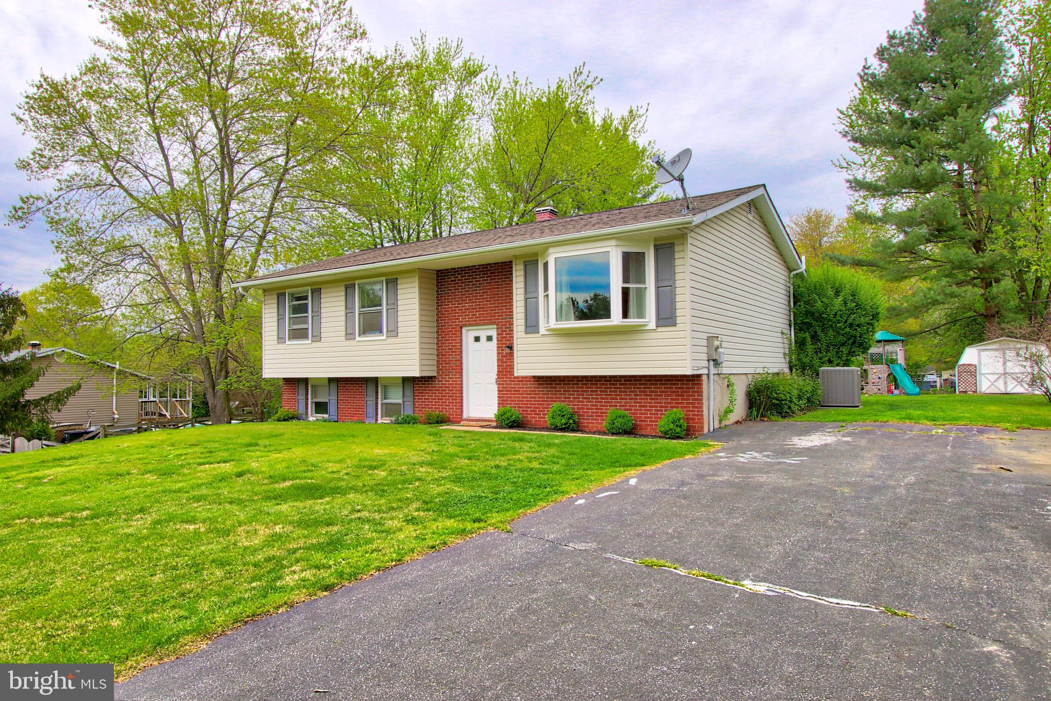3698 Altondale Road Reisterstown, MD 21136 - Photo 5 of 32