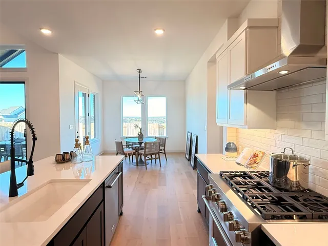 $819,900 | 201 Shadow Drive, Liberty Hill, TX 78642