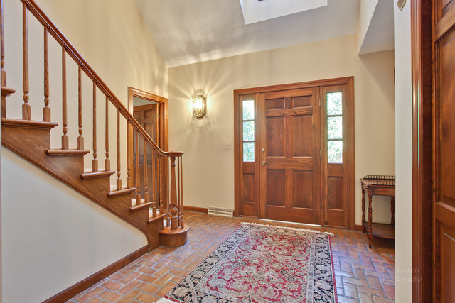 971 West Deerpath Road Lake Forest, IL 60045 - Photo 2 of 19