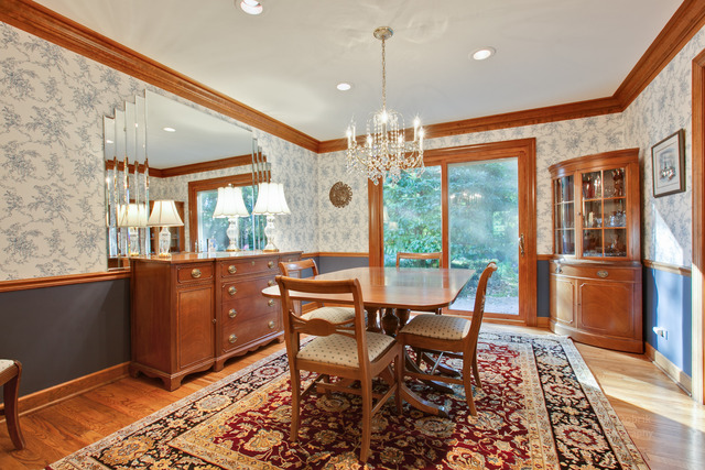 971 West Deerpath Road Lake Forest, IL 60045 - Photo 3 of 19