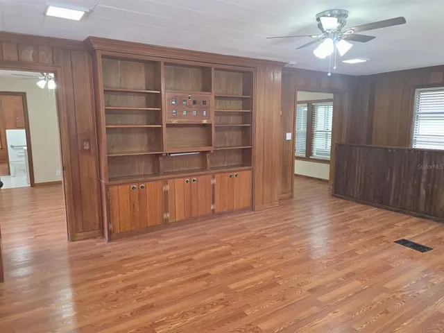 $2,499 | 710 Northeast 11th Avenue, Gainesville, FL 32601