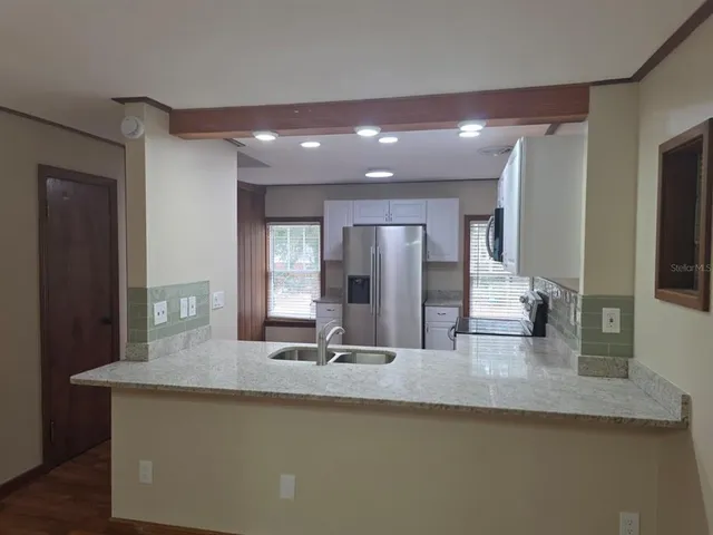 $2,499 | 710 Northeast 11th Avenue, Gainesville, FL 32601