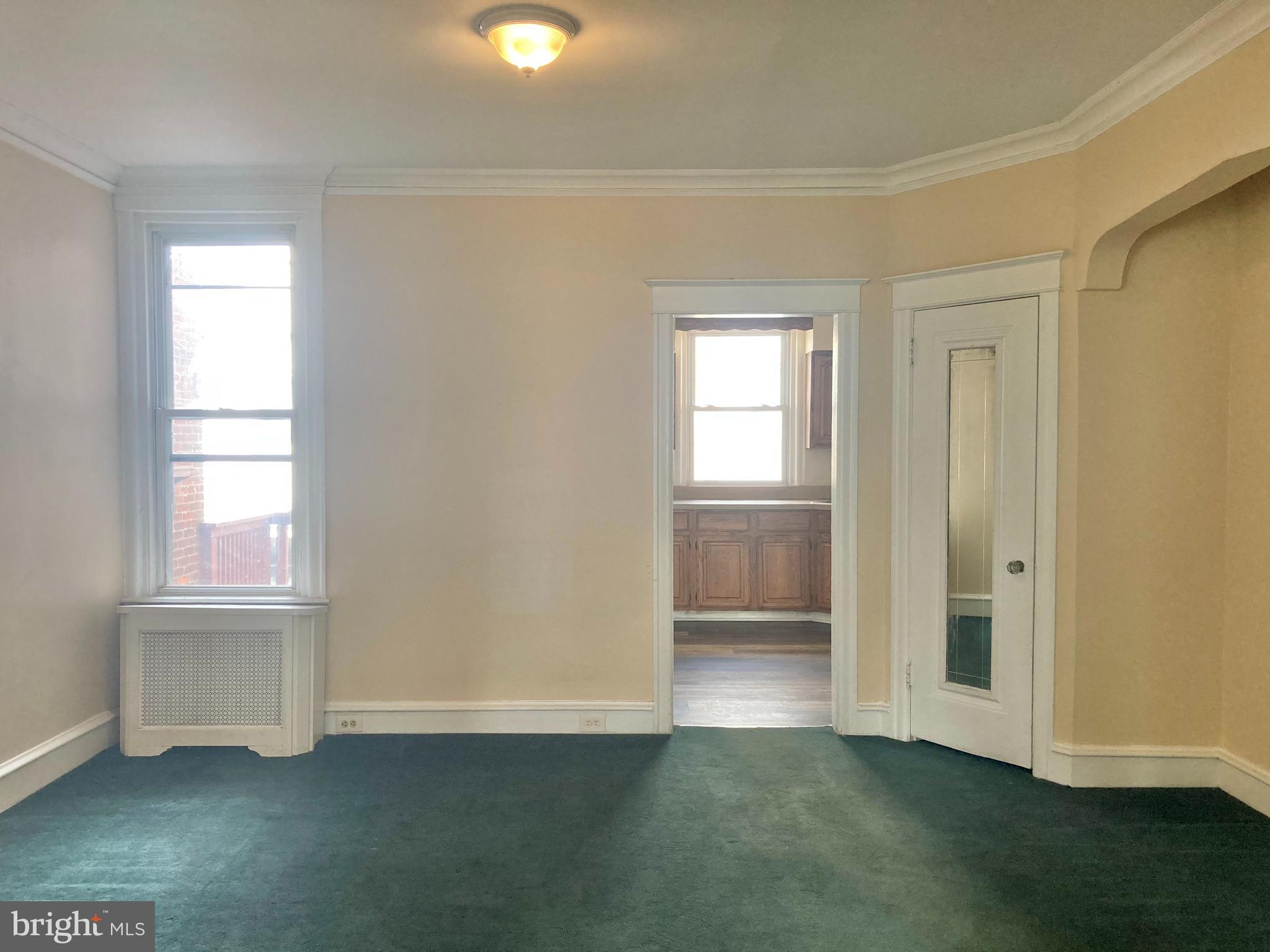 233 Avon Road Upper Darby, PA 19082 - Photo 5 of 15 Dining Room