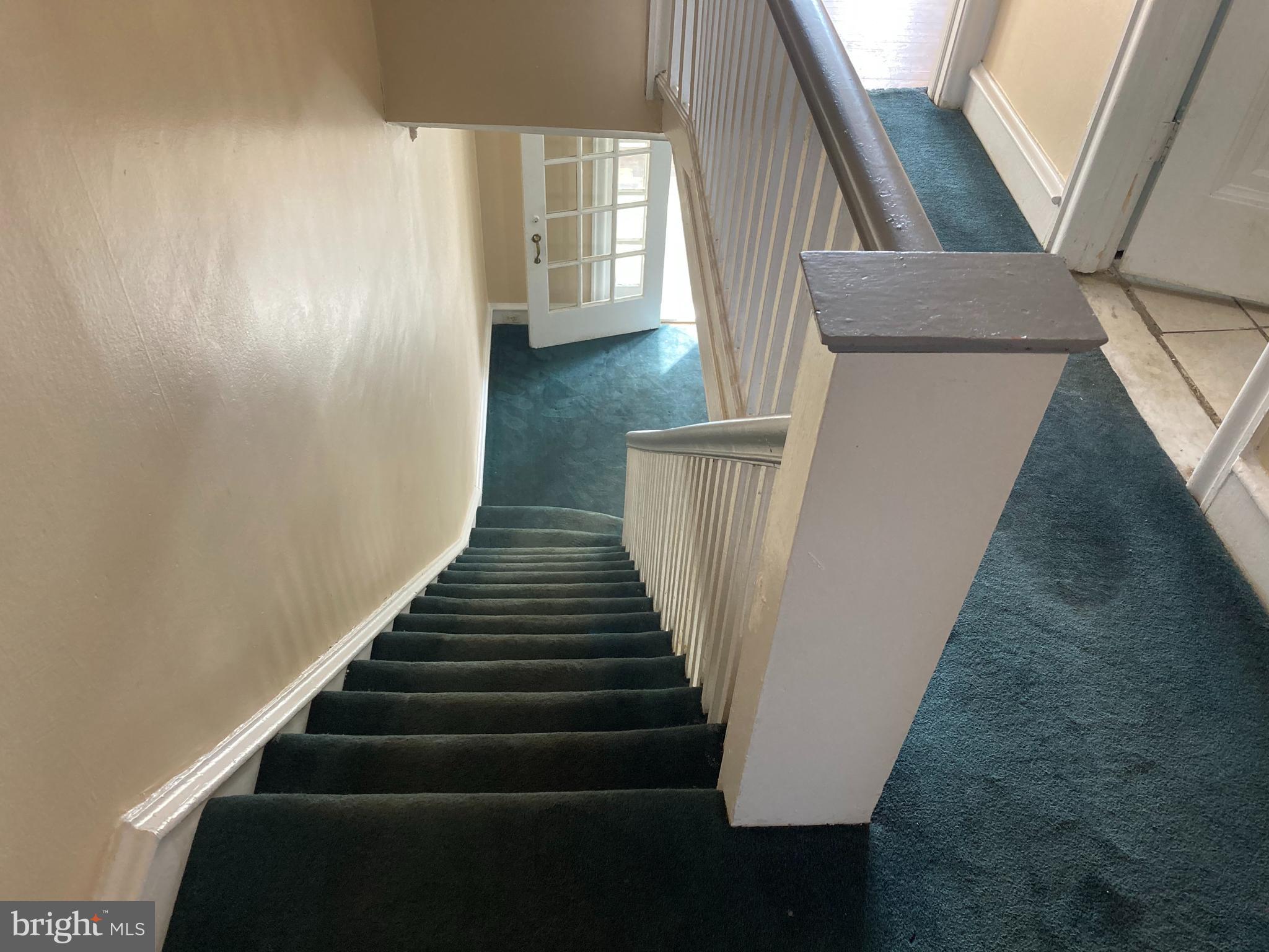 233 Avon Road Upper Darby, PA 19082 - Photo 8 of 15 Second floor stair landing
