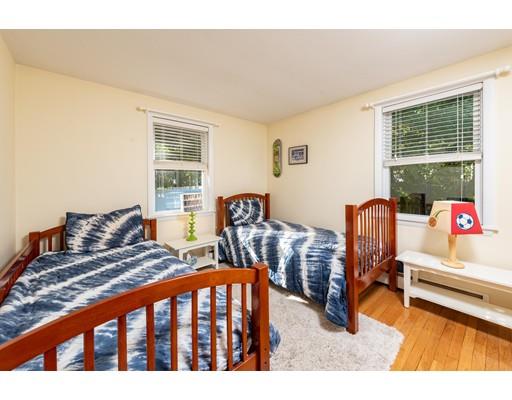 8 Marshall Road Hingham, MA 02043 - Photo 9 of 12 Gallery Image 9