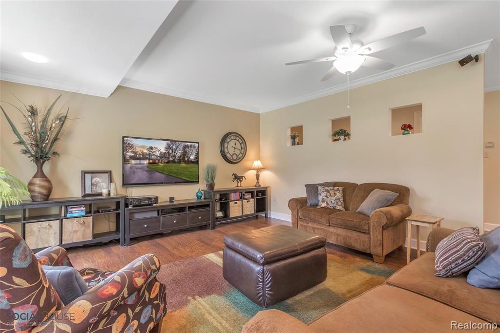 61350 Eight Mile Road South Lyon, MI 48178 - Photo 14 of 55 Gallery Image 14