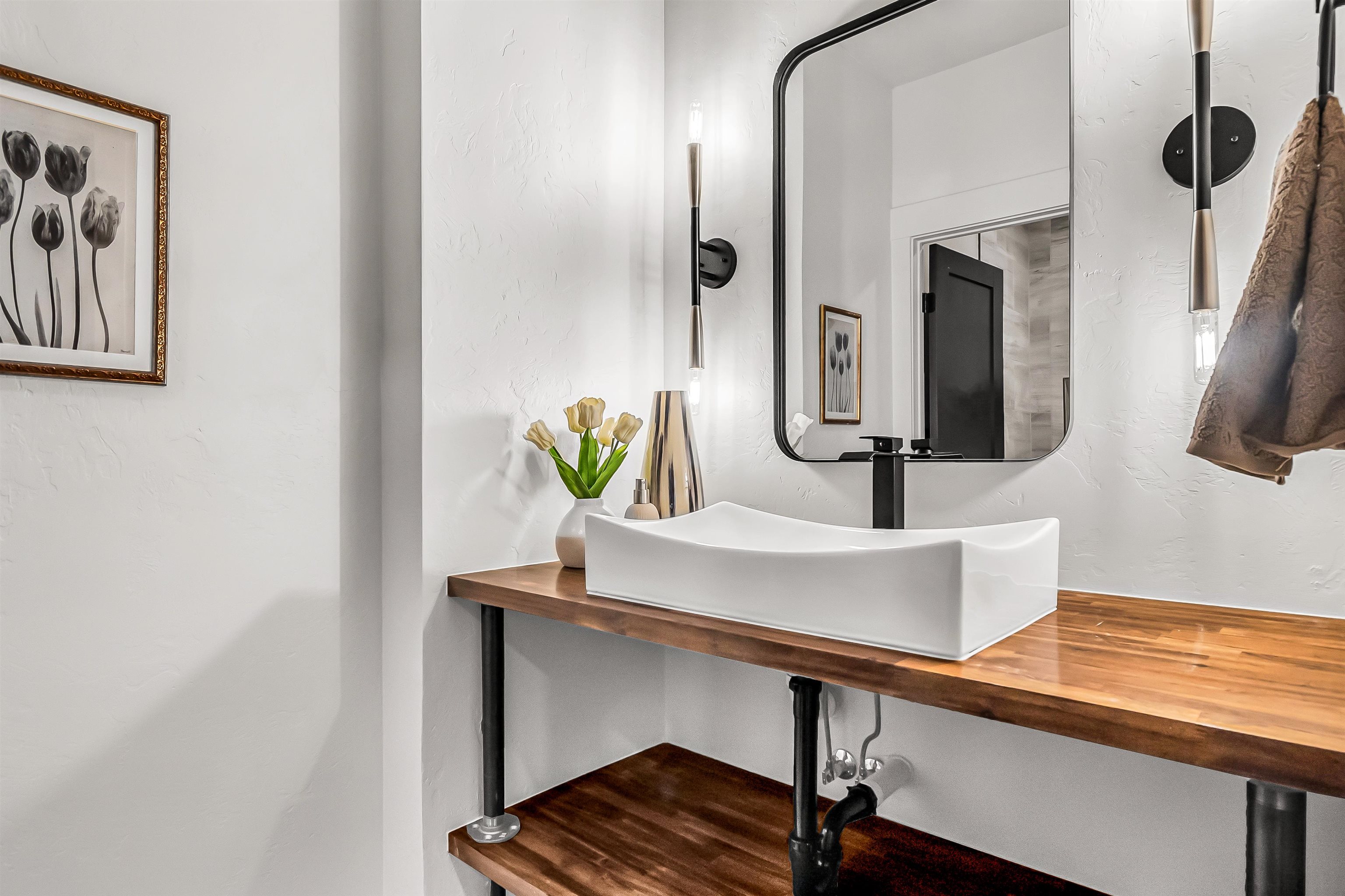 655 Flamecrest Drive Fruita, CO 81521 - Photo 5 of 37