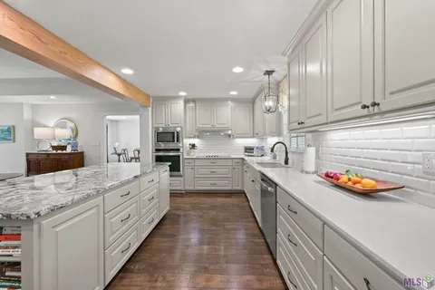 $1,150,000 | 16366 South Fulwar Skipwith Road, Baton Rouge, LA 70810