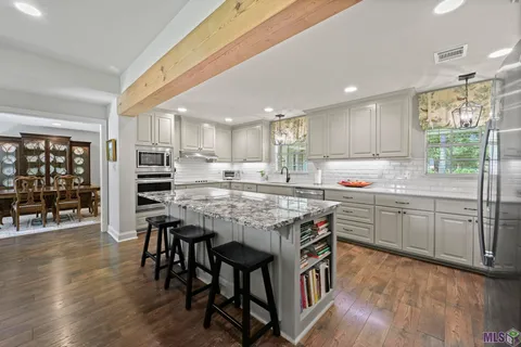 $1,150,000 | 16366 South Fulwar Skipwith Road, Baton Rouge, LA 70810