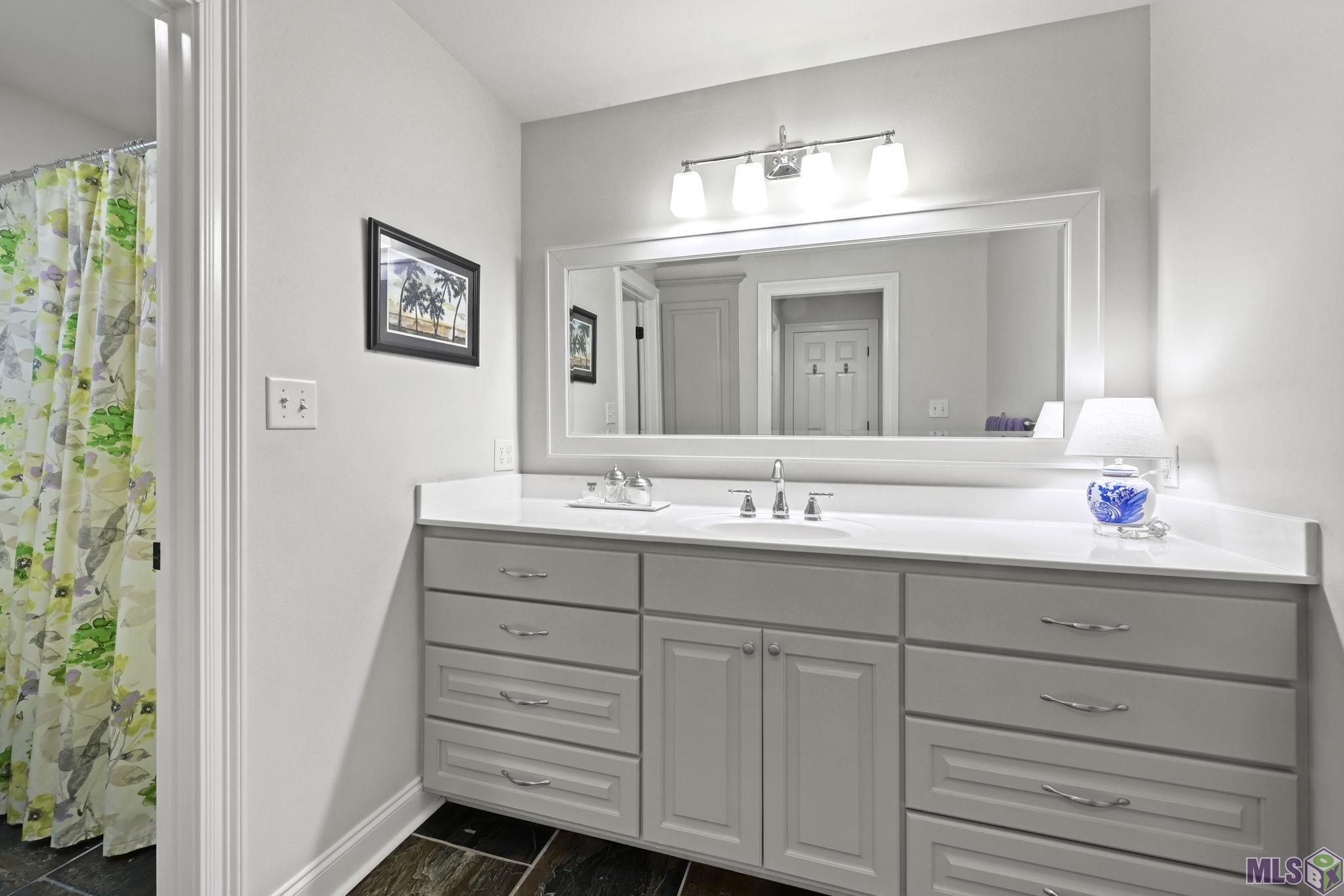 16366 South Fulwar Skipwith Road Baton Rouge, LA 70810 - Photo 19 of 37