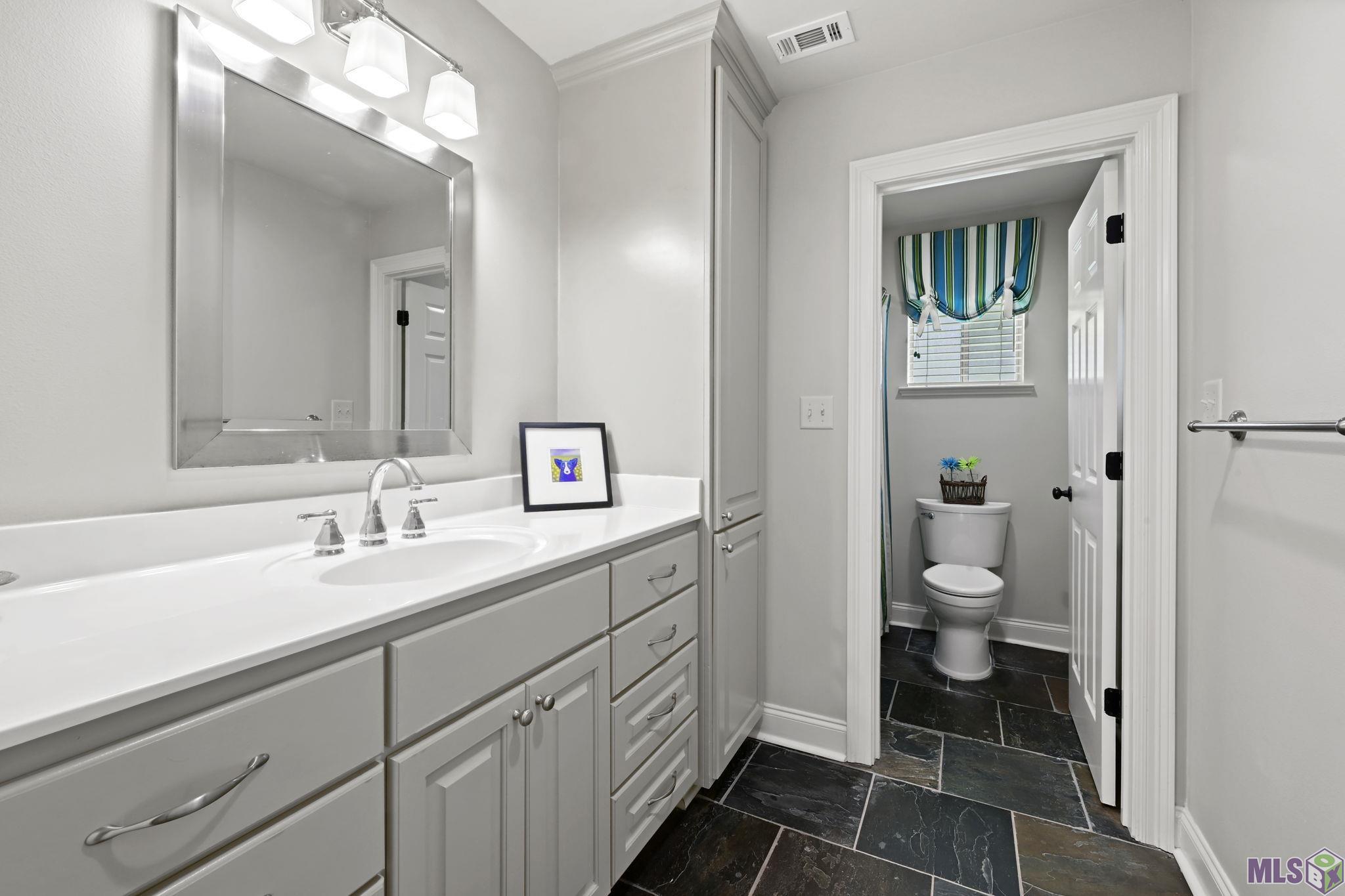16366 South Fulwar Skipwith Road Baton Rouge, LA 70810 - Photo 21 of 37