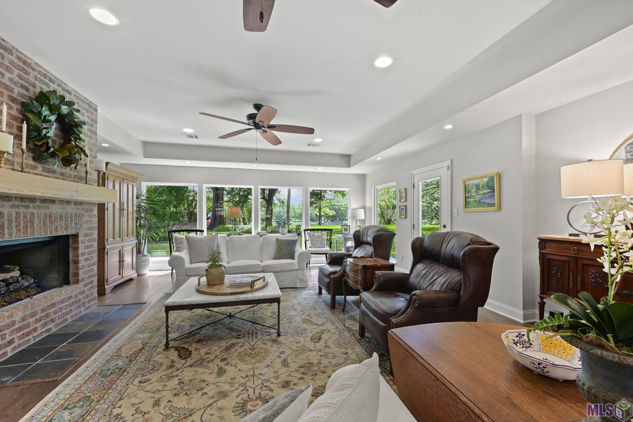 16366 South Fulwar Skipwith Road Baton Rouge, LA 70810 - Photo 3 of 37