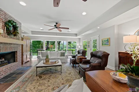 $1,150,000 | 16366 South Fulwar Skipwith Road, Baton Rouge, LA 70810