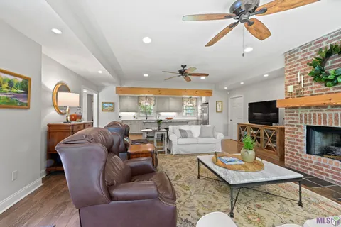 $1,150,000 | 16366 South Fulwar Skipwith Road, Baton Rouge, LA 70810