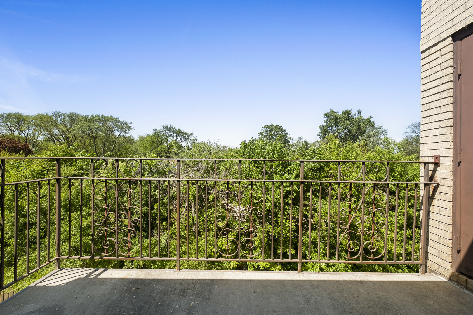 812 North River Road, Unit 3B Mount Prospect, IL 60056 - Photo 6 of 15 Gallery Image 6