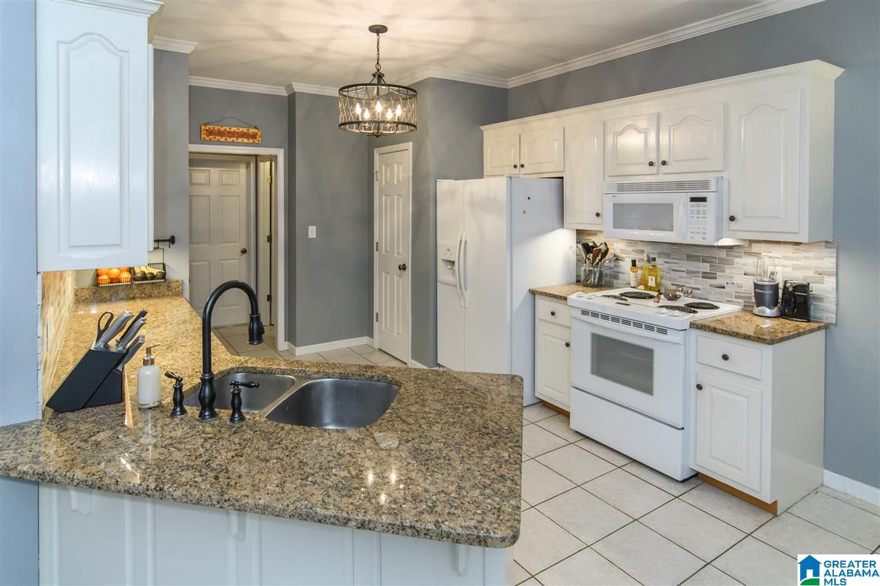 5307 Roland Circle Mount Olive, AL 35117 - Photo 10 of 25